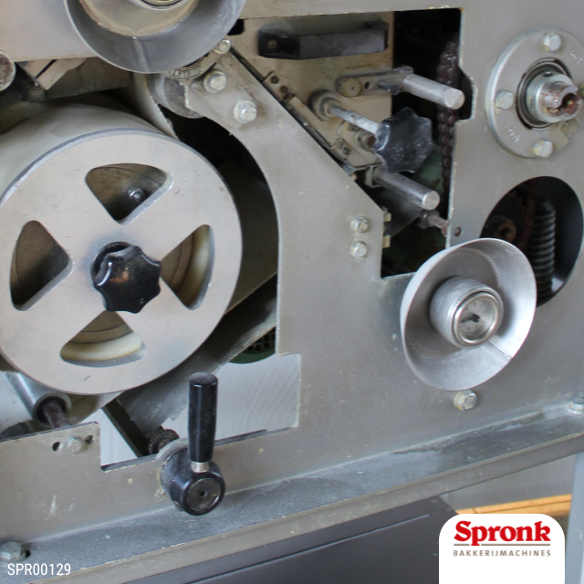 SPR00129-2.png kleinbroodmachine Kemper Twinstar