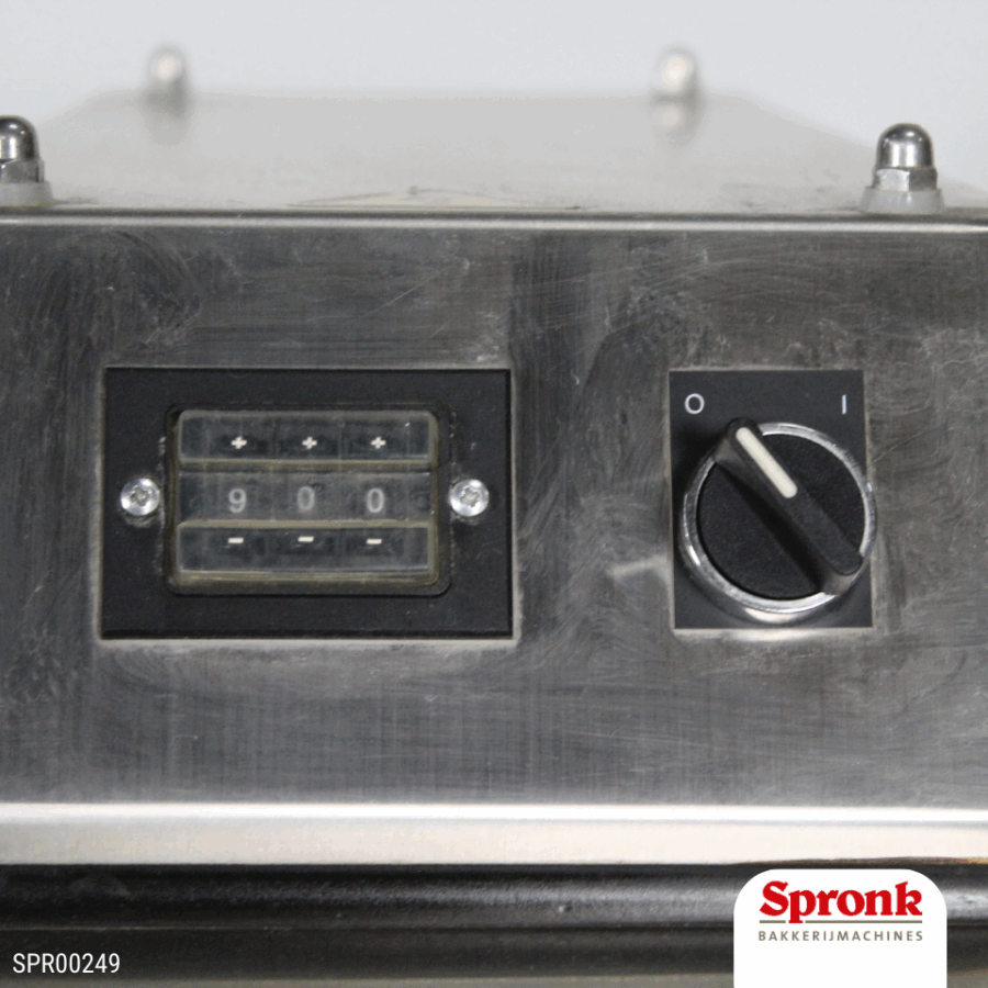 SPR00249-2-Vlaairaster20machine-ZTG600A.png Seewer Rondo vlaairastermachine, type ZTG600A