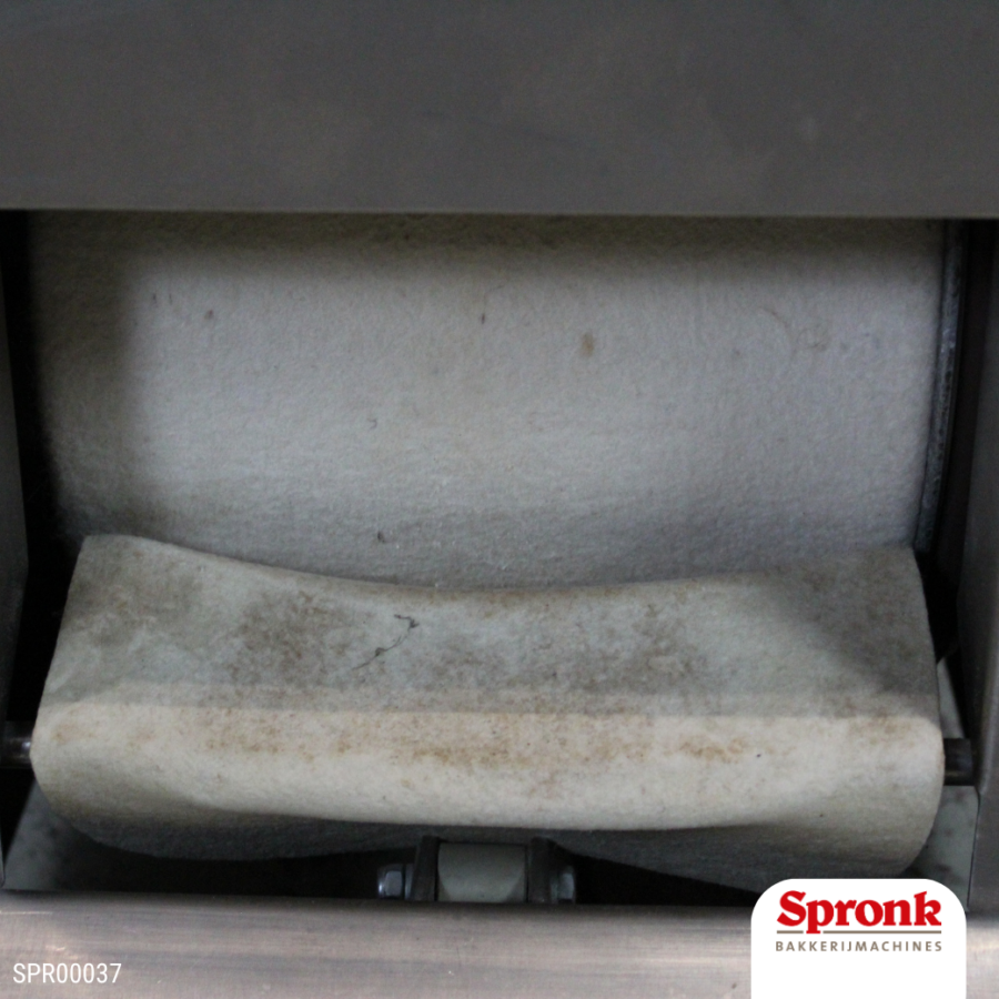 Puntbroodmachine, Op 't Root-type MM100