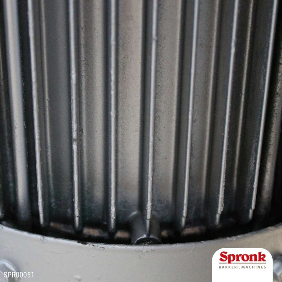 Broodrestmachine, M&A Hommel-type mini