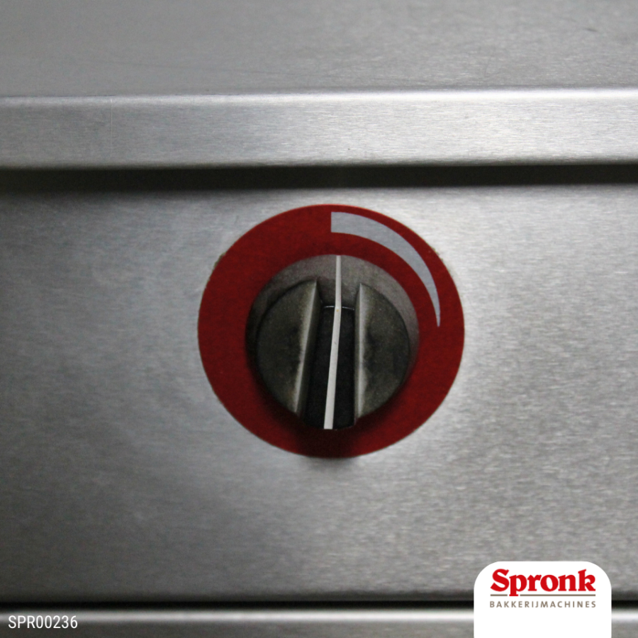 SPR00236-3-1.png Heteluchtoven, WR-type 2 platen