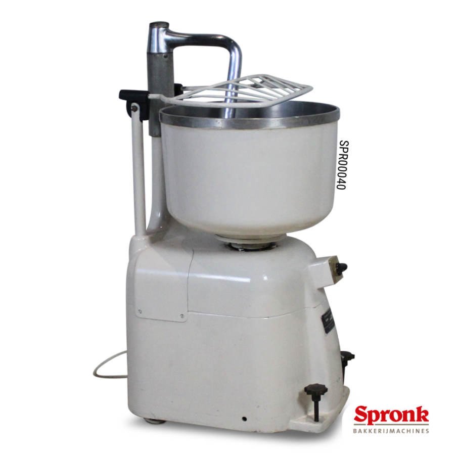 F-kneder, Kemper-type F-15