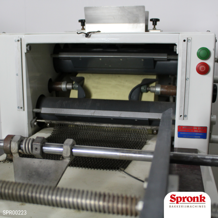 SPR00223-4-opmaakmachine-5.png Deegopmaker, Gefra