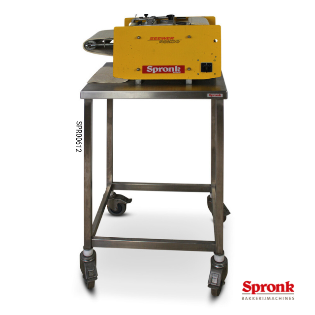 SPR00612-1-Croissantwikkelmachine.png Croissantwikkelmachine, Seewer Rondo-type Rondinette