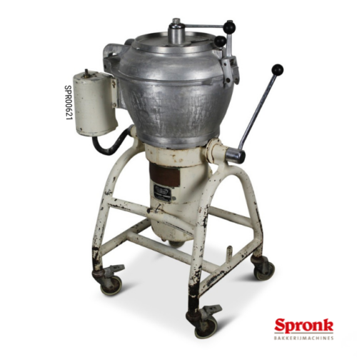 SPR00621-website-Kneder-5.png Cutter